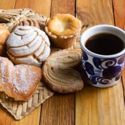 pan-con-cafe-cortesia